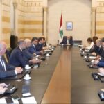    جلسة طارئة واستثنائية لمجلس الوزراء ببند وحيد : تعليق العمل بالرسوم الجمركية المستجدة
